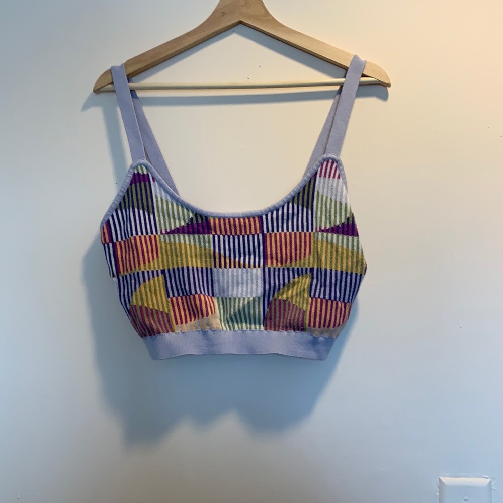 Low-impact purple print sports bra